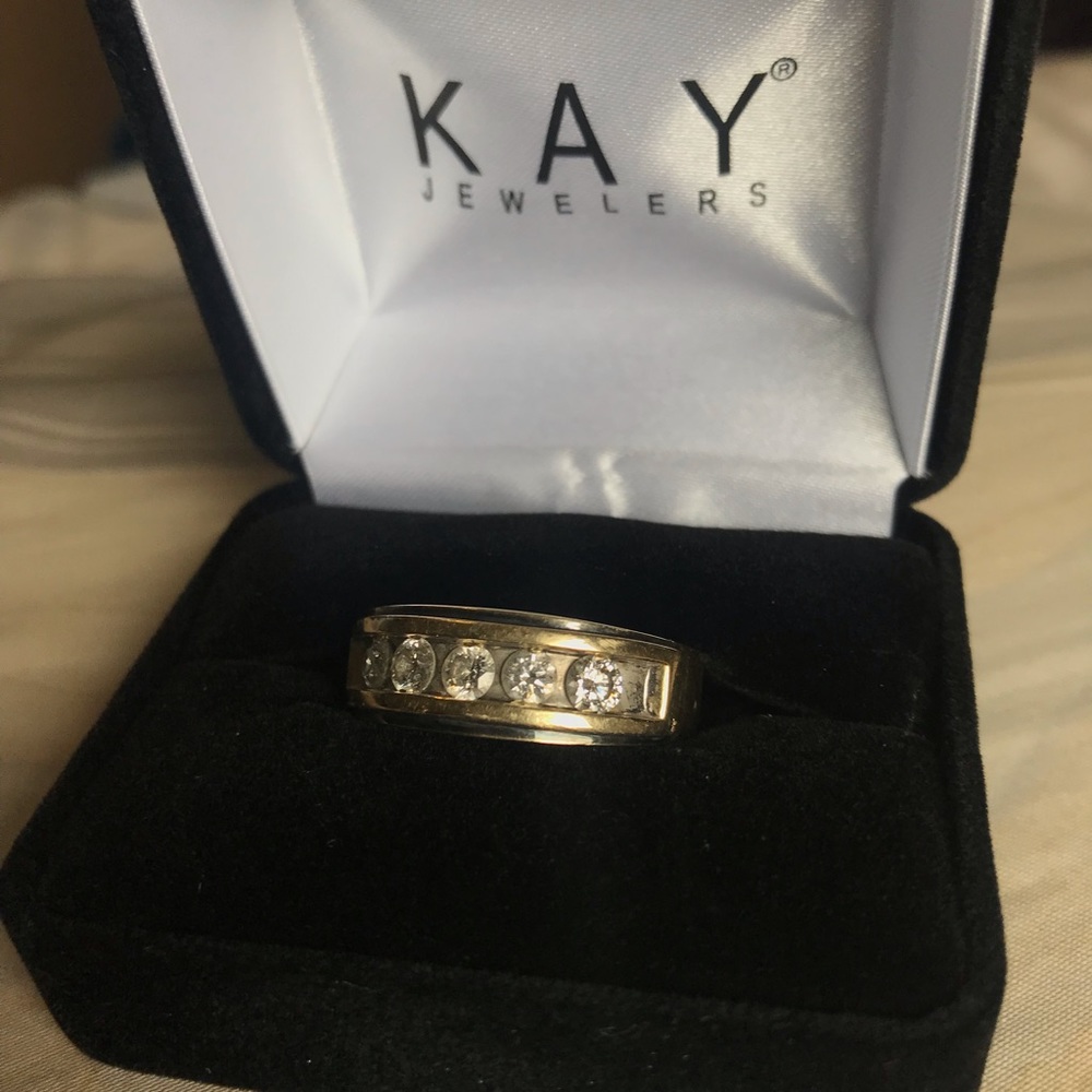 Kay Jewelers Men’s diamond ring